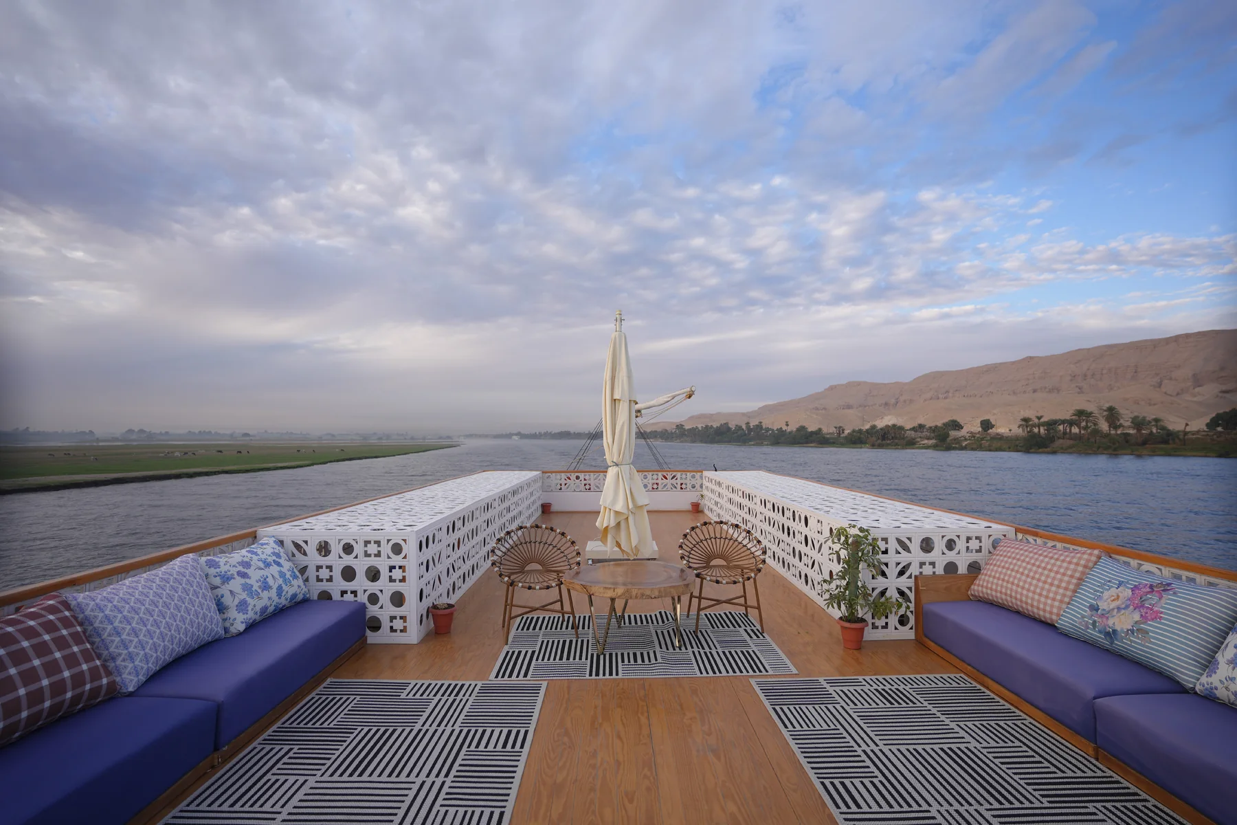 Nayera Dahabeya sun deck overlooking the Nile