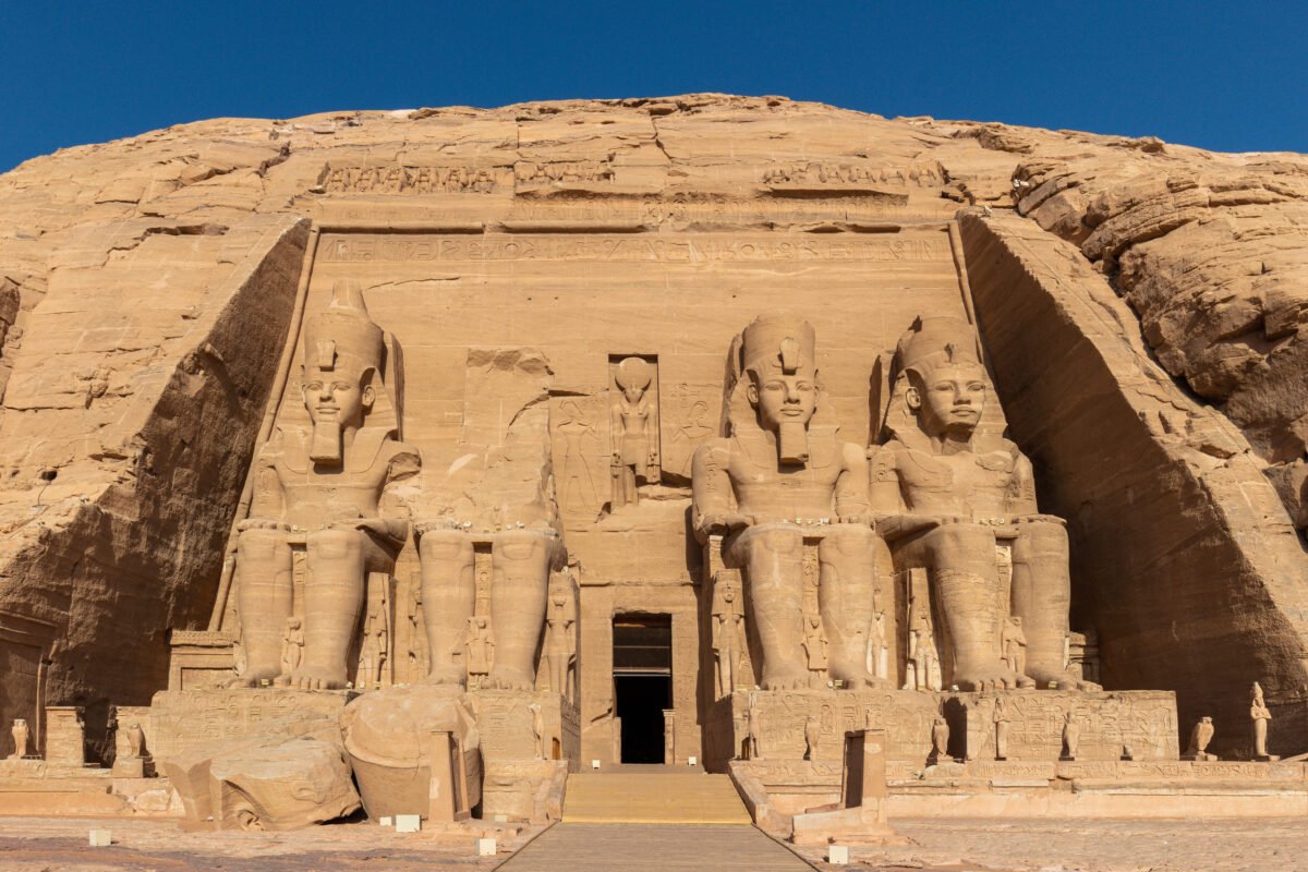 Templo de Ramsés II, Abu Simbel, Egipto, 2022-04-02, DD 03.jpg
