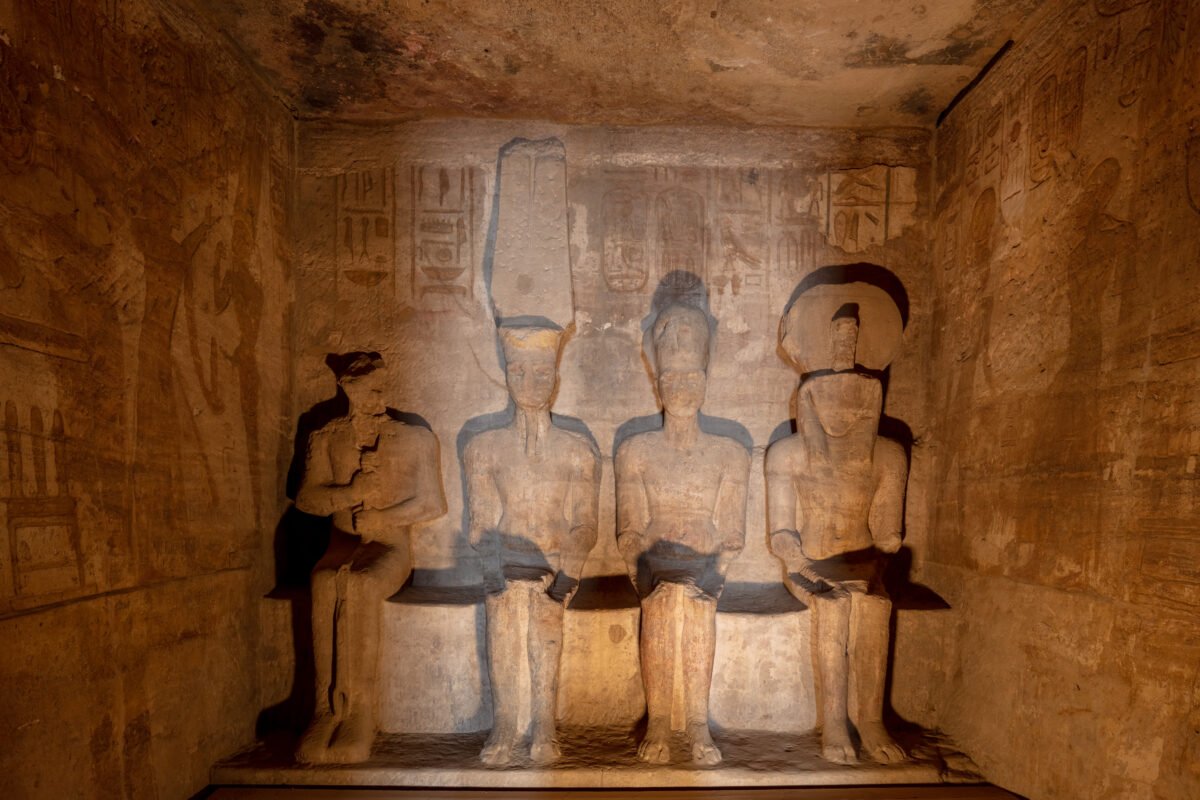 Templo de Ramsés II, Abu Simbel, Egipto, 2022-04-02, DD 26-28 HDR.jpg